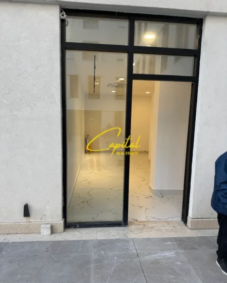 Tirane, shitet ambjent biznesi Kati 0, 38 m² 190.000 € (SHESHI SKENDERBEJ)