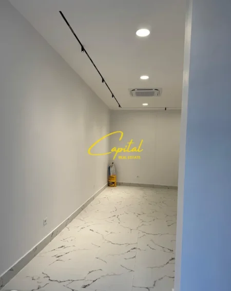 Tirane, shitet ambjent biznesi Kati 0, 38 m² 190.000 € (SHESHI SKENDERBEJ)