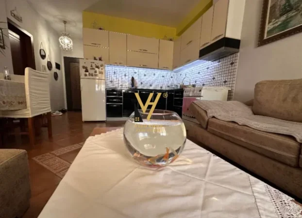 Tirane, jepet me qera apartament 1+1+Ballkon Kati 6, 56 m² 450 € (ASTIR)