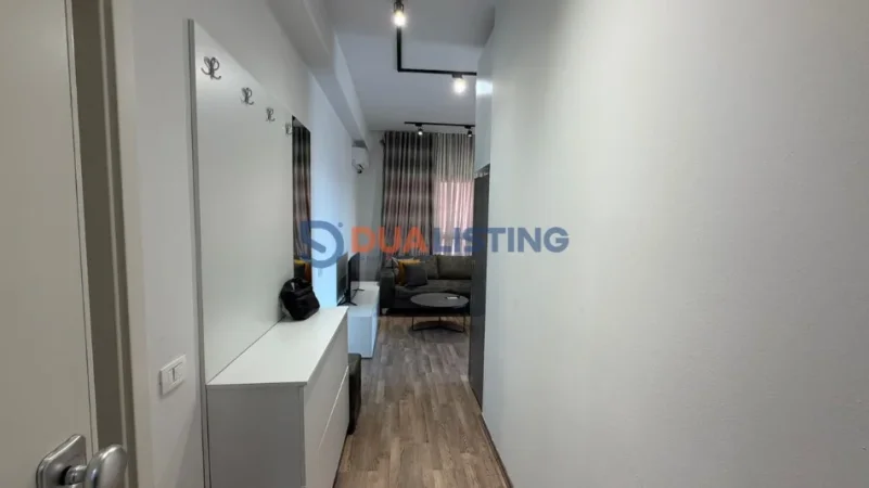 Tirane, jepet me qera apartament 1+1 Kati 8, 66 m² 420 € (Mangalem 21)