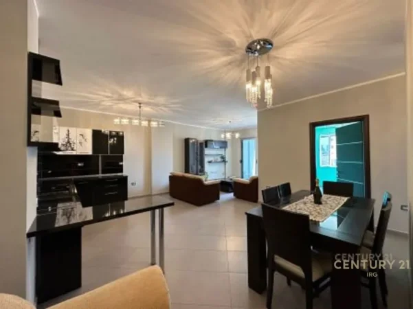 Tirane, jepet me qera apartament 2+1 Kati 2, 90 m² 500 € 