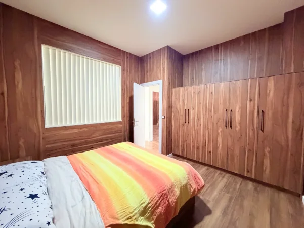 Tirane, jepet me qera apartament 2+1+Ballkon Kati 0, 90 m² 850 € (Kopshti Zoologjik)