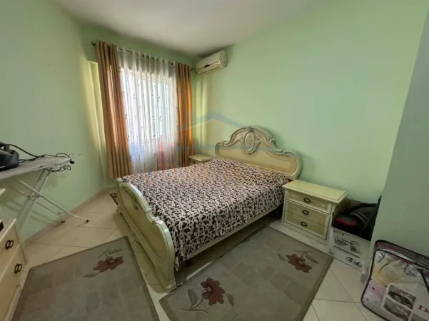 Tirane, jepet me qera apartament Kati 3, 70 m² 380 € (Fresku)