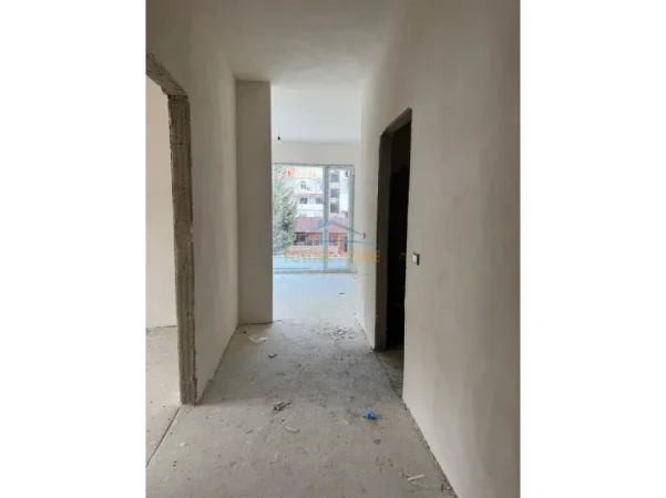 Tirane, shitet apartament 2+1+Ballkon Kati 1, 104 m² 239.300 € (ALIDEM)