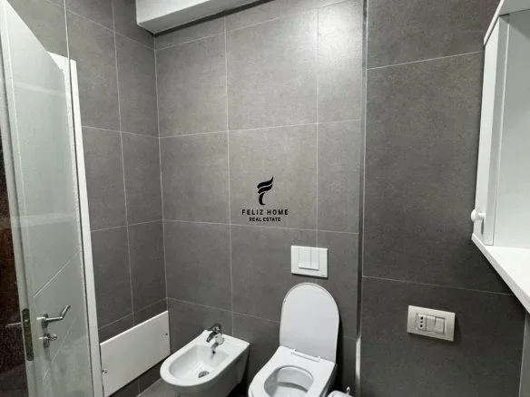 Tirane, jepet me qera apartament 1+1 Kati 4, 70 m² 450 € (ASTIR)