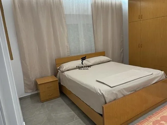 Tirane, jepet me qera apartament 1+1 Kati 1, 60 m² 500 € (5 MAJI)
