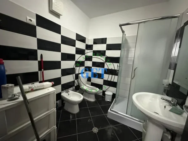 Durres, shitet apartament 2+1+Ballkon Kati 7, 106 m² 120.000 € (Tek Ish URT)