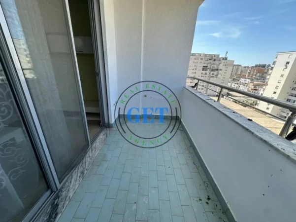 Durres, shitet apartament 2+1+Ballkon Kati 7, 106 m² 120.000 € (Tek Ish URT)