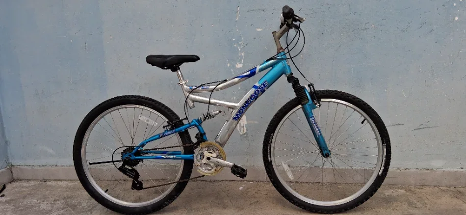 Tirane, okazion biciklete OKAZION️mongoose26inch blu e errët 135 €