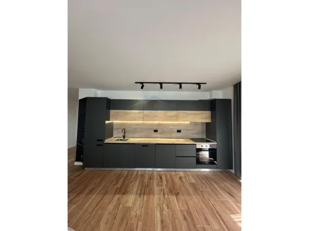 Durres, shitet apartament 2+1 Kati 7, 122 m² 160.000 € (PLAZH RROTA E KUQE)