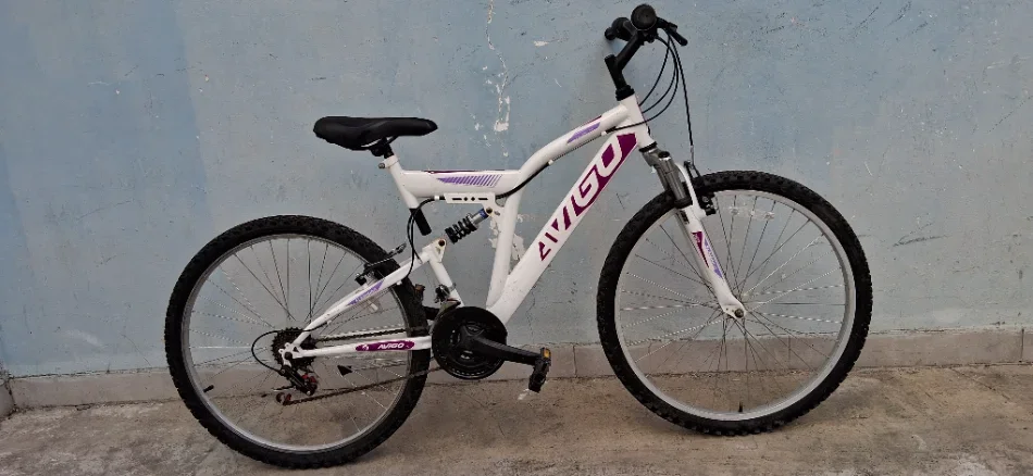 Tirane, njoftim biciklete AVIGO26inchMTB e bardhë