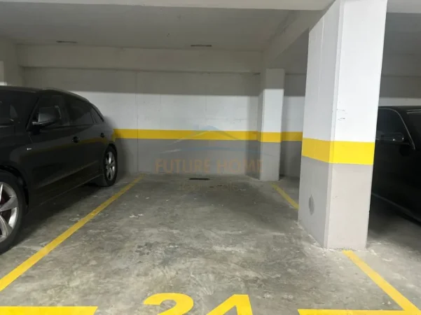 Tirane, shitet apartament 2+1+2+PARKIM Kati 1, 105 m² 235.600 € (BULEVARDI I RI)