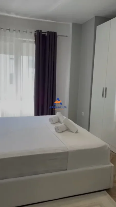 Tirane, jepet me qera apartament 2+1+Ballkon Kati 6, 76 m² 682 € 