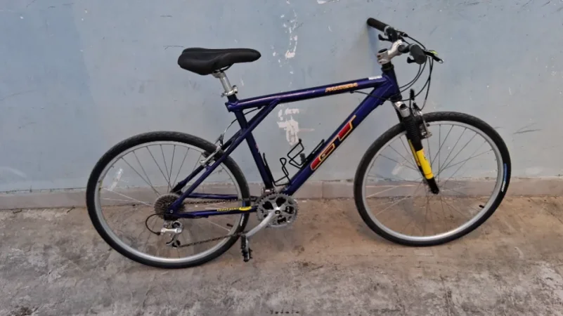 Tirane, shpallje biciklete GT️mtb️26inch blu e hapur 175 €