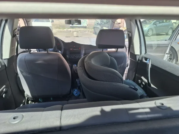 Tirane, shitet makine Volkswagen polo 1.2 benzinë Benzin, gri metalizato manuale Kondicioner 96.500 km 1.600 €