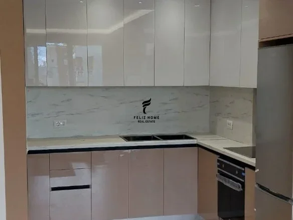 Tirane, jepet me qera apartament 1+1 Kati 2, 65 m² 650 € (RRUGA PJETER BUDI)