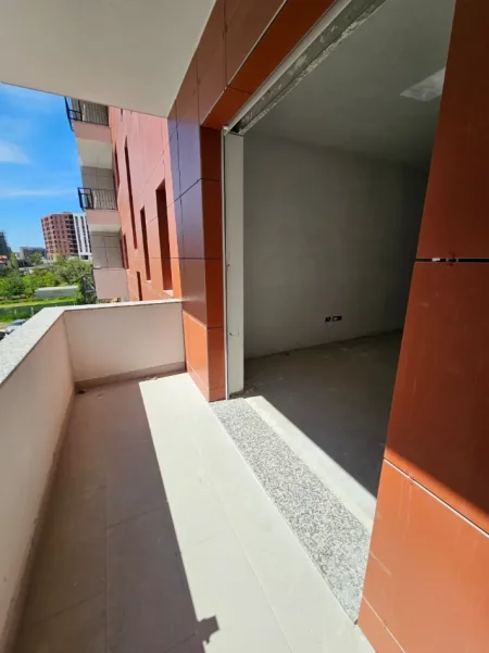 Tirane, shitet apartament 1+1+Ballkon , 83 m² 100.140 € 