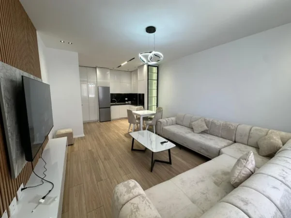 Tirane, jepet me qera apartament 1+1 Kati 4, 75 m² 550 € (Astir)