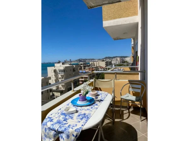Durres, jepet me qera apartament 2+1+Ballkon Kati 7, 105 m² 700 € (Plazh,hekurudha)