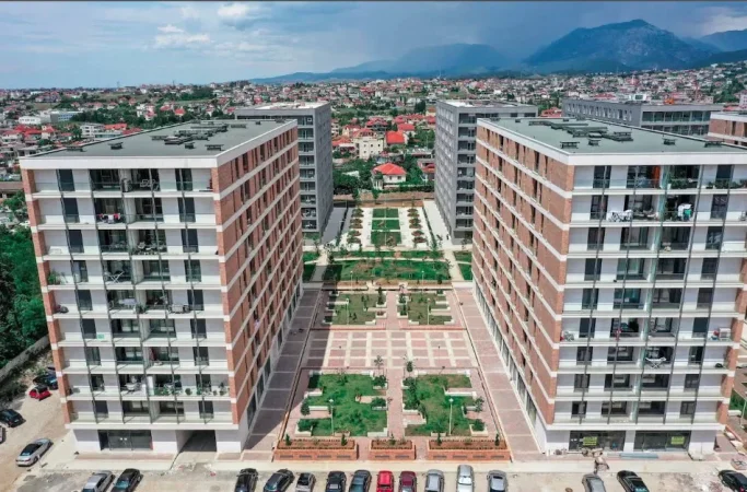 Tirane, jepet me qera apartament 1+1 Kati 5, 70 m² 600 € (DON BOSKO)