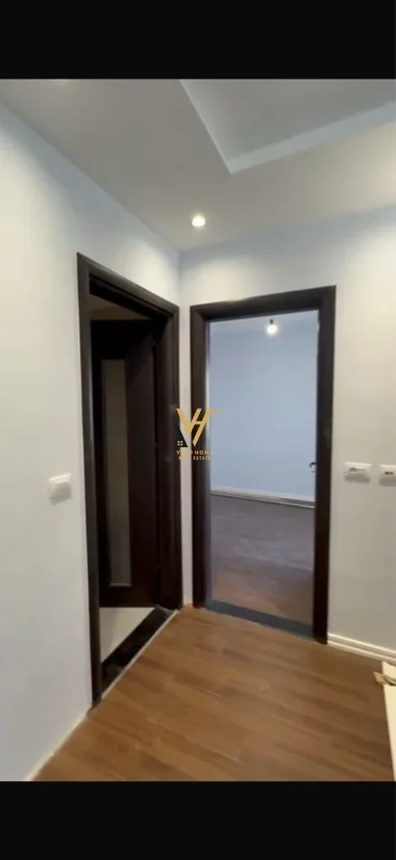 Tirane, shitet apartament 1+1+Ballkon Kati 4, 60 m² 89.000 € (FRESKU)