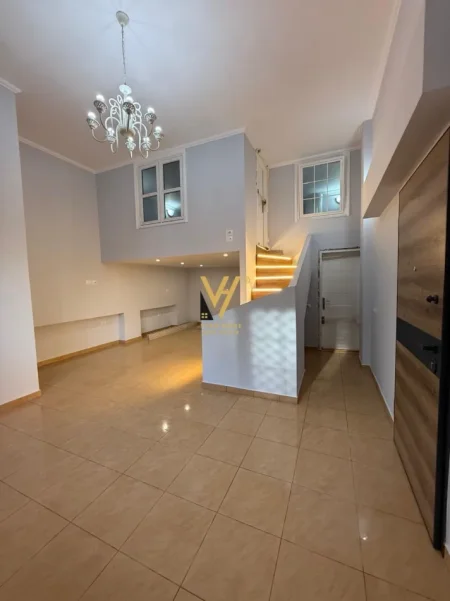 Tirane, shitet apartament Dublex Kati 0, 60 m² 87.000 € (FRESKU)