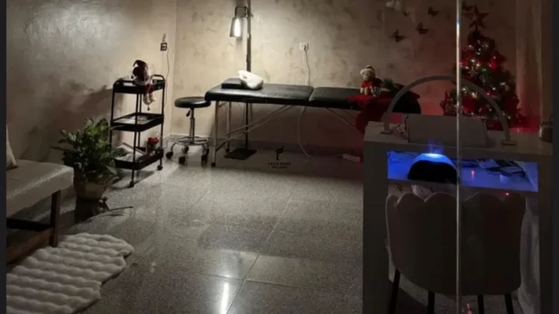 Tirane, jepet me qera dyqan Kati 0, 45 m² 600 € (21 DHJETORI)