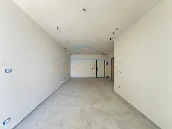 Vlore, shitet apartament 1+1+Ballkon Kati 2, 95 m² 367.000 € (Folie Village, Jale)