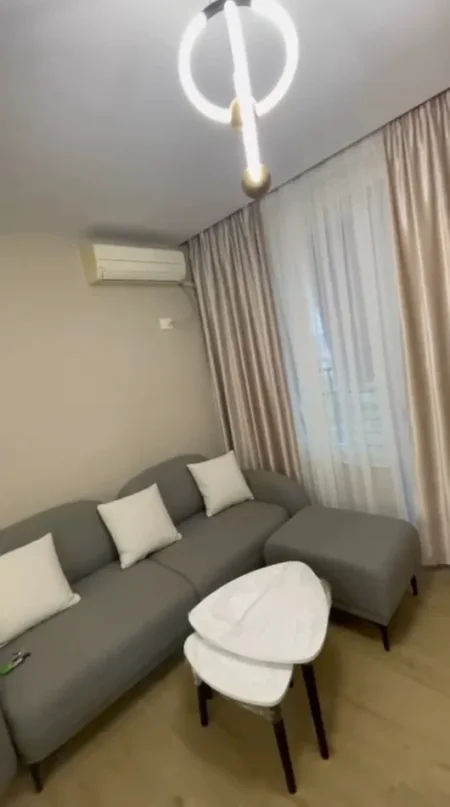 Jepet me Qera Apartament 1+1 ne Fresk , Mobilim Modern 350 €uro