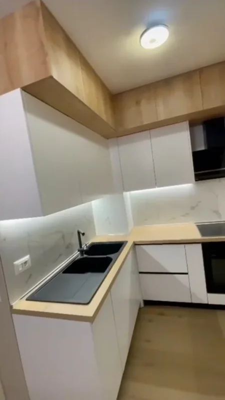 Jepet me Qera Apartament 1+1 ne Fresk , Mobilim Modern 350 €uro