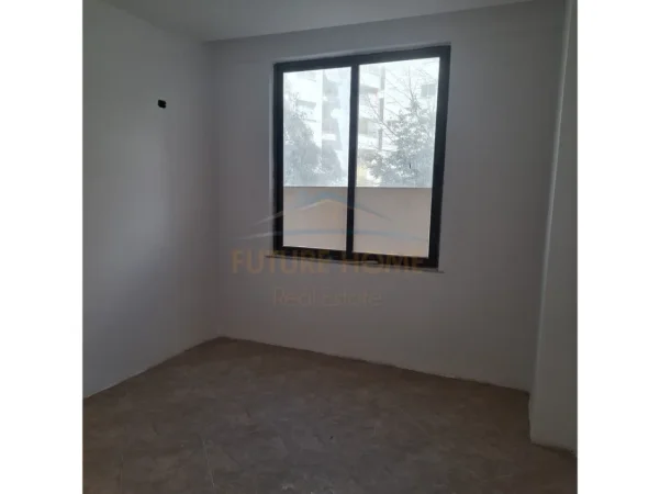 Tirane, shitet apartament 3+1+Aneks+Ballkon Kati 1, 182 m² 272.550 € (Nela 6, Yzberisht)