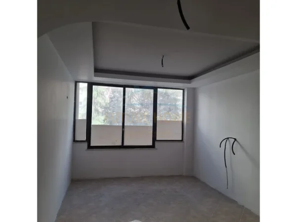 Tirane, shitet apartament 3+1+Aneks+Ballkon Kati 1, 182 m² 272.550 € (Nela 6, Yzberisht)