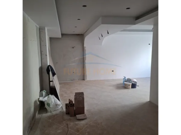 Tirane, shitet apartament 3+1+Aneks+Ballkon Kati 1, 182 m² 272.550 € (Nela 6, Yzberisht)