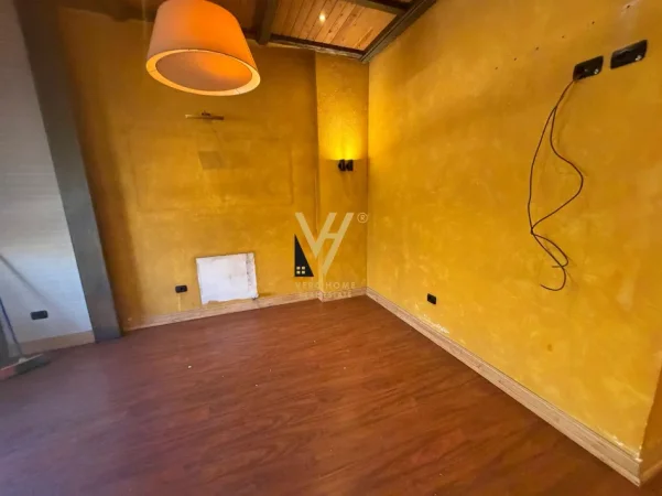 Tirane, jepet me qera zyre Kati 2, 100 m² 1.050 € (DON BOSKO)