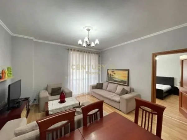Tirane, jepet me qera apartament 1+1 Kati 4, 70 m² 450 € (don bosko)