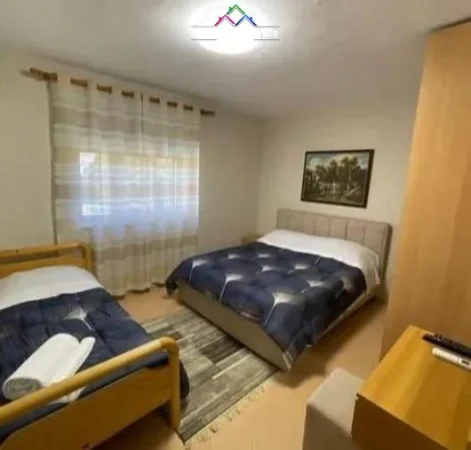 Shqiperi, jepet me qera apartament 2+1 Kati 3, 80 m² 720 € (bulevardi zogu i pare)