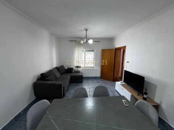 Tirane, jepet me qera apartament 2+1 Kati 0, 250 m² 550 € (don bosko)