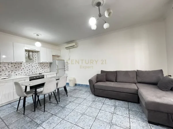 Tirane, jepet me qera apartament 2+1 Kati 0, 250 m² 550 € (don bosko)