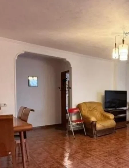 Tirane, shitet apartament 2+1 Kati 1, 100 m² 217.000 € (ZOGU I ZI)