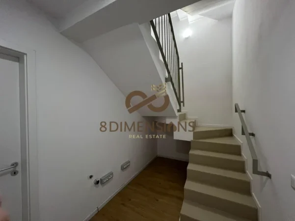 Tirane, jepet me qera Vile 3 Katshe Kati 0, 196 m² 1.300 € (farke)