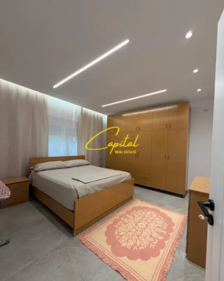 Tirane, jepet me qera apartament 1+1 Kati 1, 66 m² 450 € (RRUGA E DIBRES)