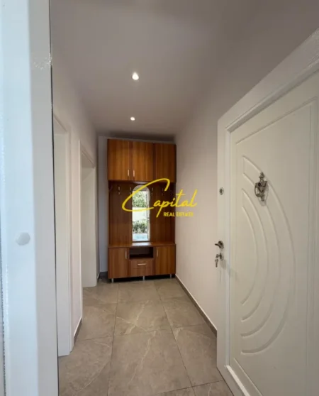 Tirane, jepet me qera apartament 1+1 Kati 1, 66 m² 450 € (RRUGA E DIBRES)