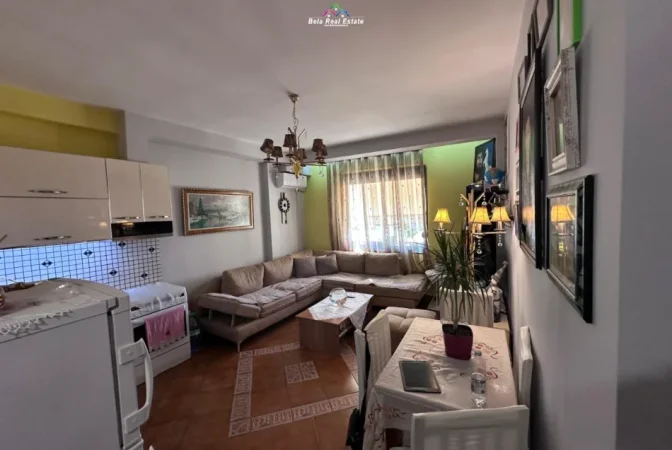 Tirane, jepet me qera apartament 1+1 Kati 6, 56 m² 430 € (Rruga Milto Sotir Gura)