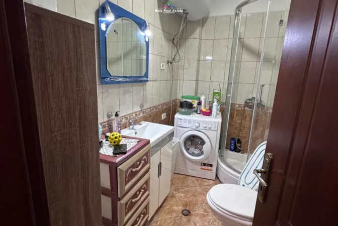 Tirane, jepet me qera apartament 1+1 Kati 6, 56 m² 430 € (Rruga Milto Sotir Gura)