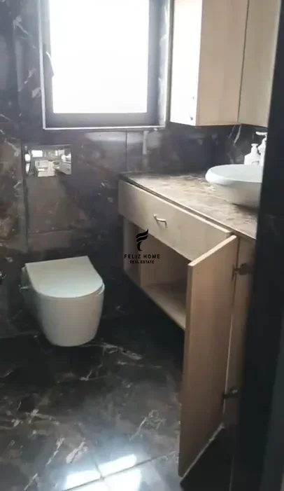 Tirane, jepet me qera apartament 3+1 Kati 1, 110 m² 400 € (LAPRAKE)