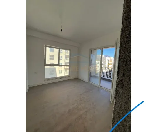 Tirane, shitet apartament 2+1+Ballkon Kati 7, 104 m² 187.000 € (Rruga Dritan Hoxha, Kompleksi Aura)