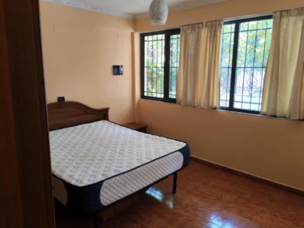 Tirane, jepet me qera apartament 1+1 Kati 1, 50 m² 350 € (Unaza e Re ,Fusha e Aviacionit)