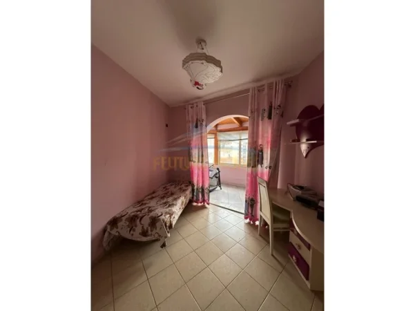 Tirane, shitet apartament 2+1+Ballkon Kati 6, 104 m² 150.000 € (Astir)