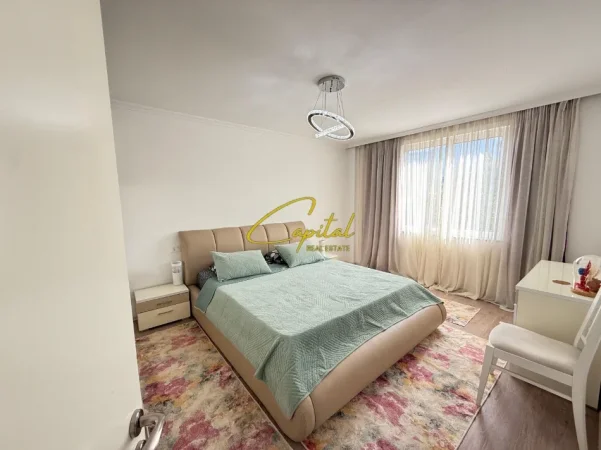 Tirane, shitet apartament 2+1 Kati 5, 88 m² 138.000 € (KINOSTUDIO)