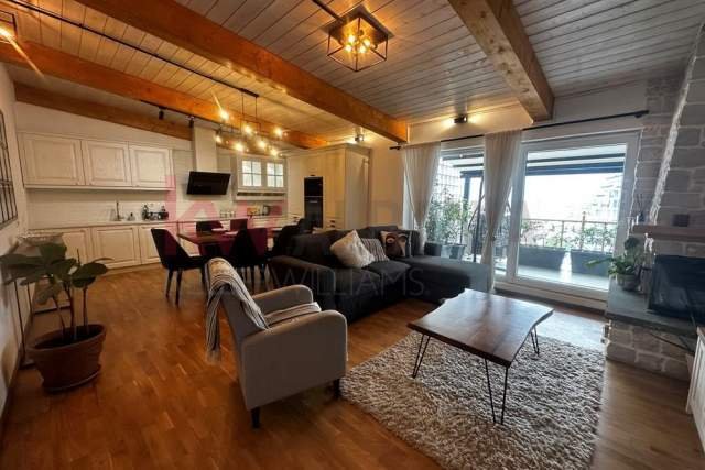 Tirane, jepet me qera apartament Kati 8, 155 m² 1.200 Euro (Liqeni i Tiranes)